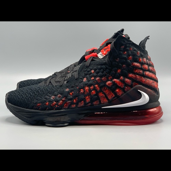 Nike LeBron 17 Infrared Size 9 BQ3177-006 - Picture 3 of 6